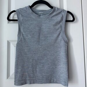 Women’s Athleta Renew Seamless Muscle Tank Top Gray Size Small